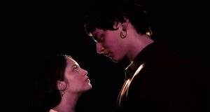 CON ROMEO Y JULIETA EL TEATRO NACIONAL CHILENO ABRE APOYO A TEATROS UNIVERSITARIOS