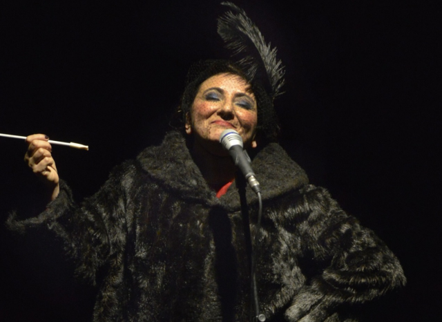 XIMENA RIVAS TRAE LA PICARDÍA DE LA DESIDERIA CON RADIOTANDA