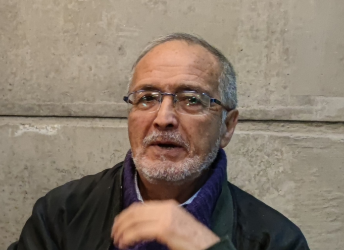 CRÓNICA DE UN TESTIGO: LA MIRADA DE PEDRO LABRA SOBRE EL DEVENIR DEL TEATRO CHILENO
