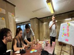 LECTURA DRAMATIZADA DE A BROKEN MIRROR EN EL TEATRO NACIONAL CHILENO.