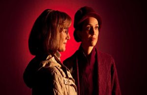 DOS BRILLANTES ASTRÓNOMAS LLEGAN AL TEATRO UC
