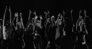 EL MUSICAL HOMENAJE A JORGE GONZÁLEZ PATEANDO PIEDRAS LLEGA A TEATRO MORI