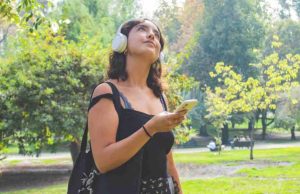 CELEBRAN DÍA DEL ÁRBOL CON APP QUE ESCUCHAS LOS ÁRBOLES DEL PARQUE FORESTAL