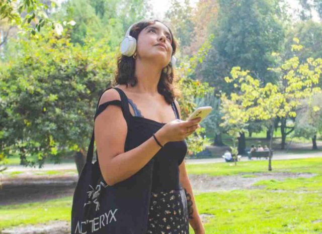 CELEBRAN DÍA DEL ÁRBOL CON APP QUE ESCUCHAS LOS ÁRBOLES DEL PARQUE FORESTAL