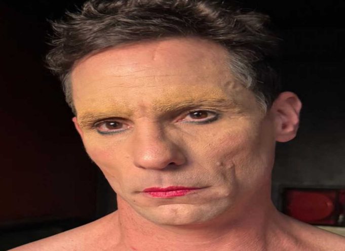 GONZALO VALENZUELA ESTRENA MONÓLOGO EL PERFORMER