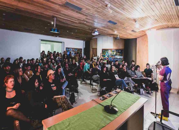 CIUDAD TEATRO: ENCUENTRO DE PRÁCTICAS ESCÉNICAS, ESPACIOS Y TERRITORIOS.