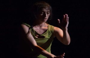 HÁPTICO UNA DANZA DONDE EL TACTO ES EL SENTIDO PROTAGÓNICO