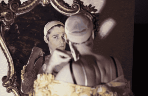 Un torero italiano con ají chileno: Crítica teatral a Tengo miedo torero del Piccolo Teatro di Milano – Teatro D’Europa