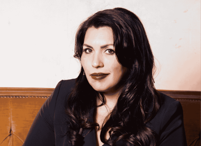 ÍNTIMO ESPECTÁCULO LÍRICO TEATRAL DE SOPRANO CHILENA