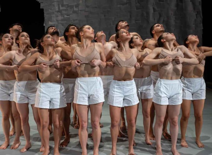 EL BALLET NACIONAL CHILENO ESTRENA AL COREÓGRAFO BRASILEÑO ALAN KELLER