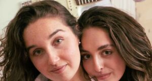 CRÓNICA DE LA MUJER MENOS MUJER