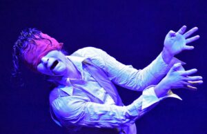 LAS ÚLTIMAS HORAS DEL MAESTRO CONMEMORA 10 AÑOS EN EL CENTRO CULTURAL SAN JOAQUÍN.