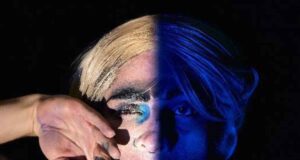 ESTORBO: SÁTIRA SOBRE IDENTIDAD, DESEO Y DISCRIMINACIÓN